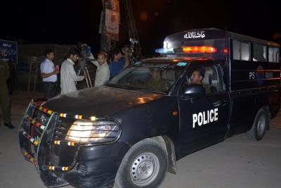पाकिस्तान में नेता के काफिले पर गोलीबारी में 11 की मौत