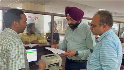 TRANSPORT MINISTER CONDUCTS SURPRISE CHECK OF RTA OFFICE SAS NAGAR
